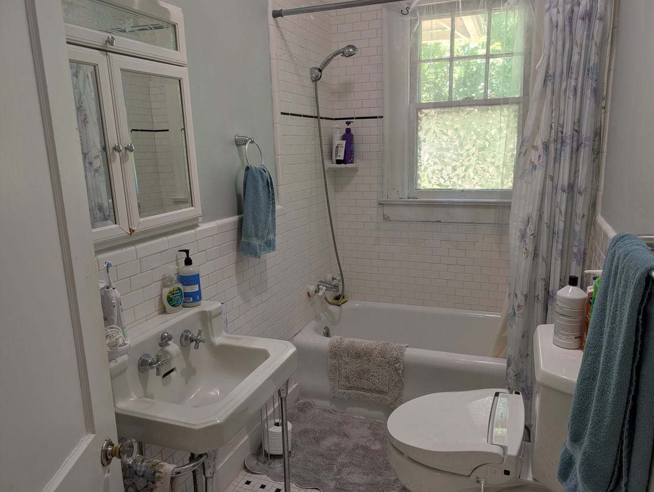 1123 4th Ave W - Photo 5 of 20