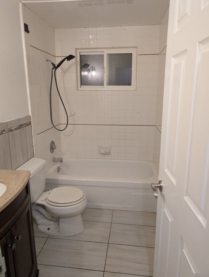 756 Ws - Photo 2 of 7