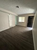 2032 Catalpa Dr #E - Photo 1 of 1