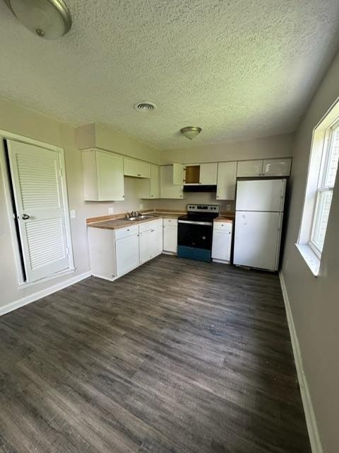 2032 Catalpa Dr #E - Photo 3 of 13