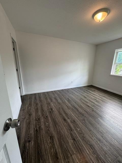2034 Catalpa Dr #E - Photo 4 of 8