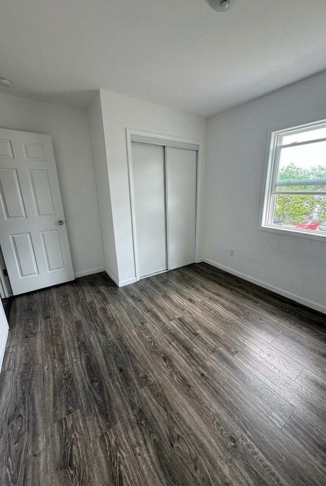 2034 Catalpa Dr #E - Photo 7 of 8