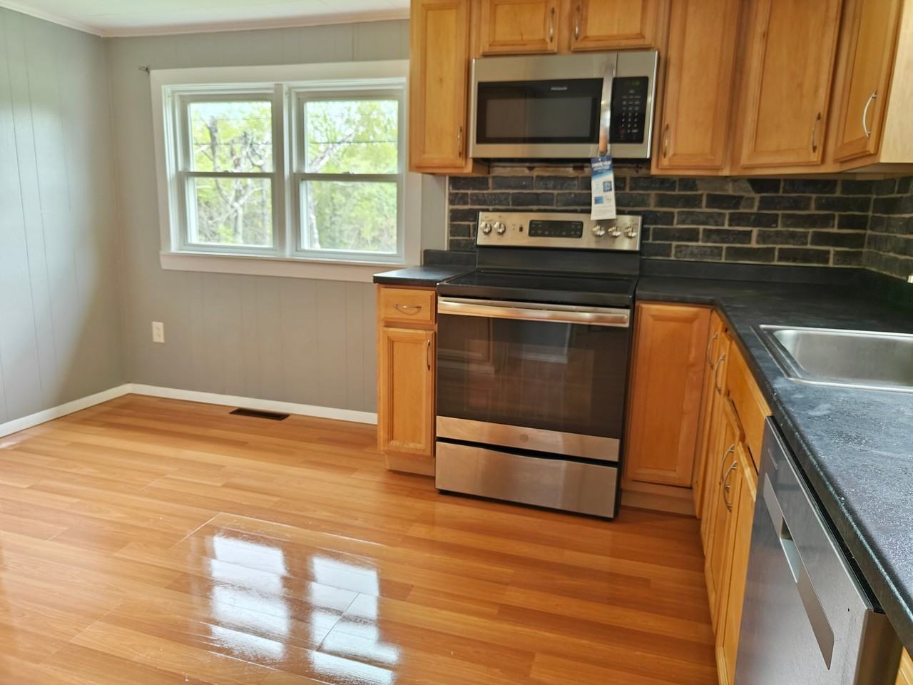 181 Lower Dedham Rd - Photo 4 of 14