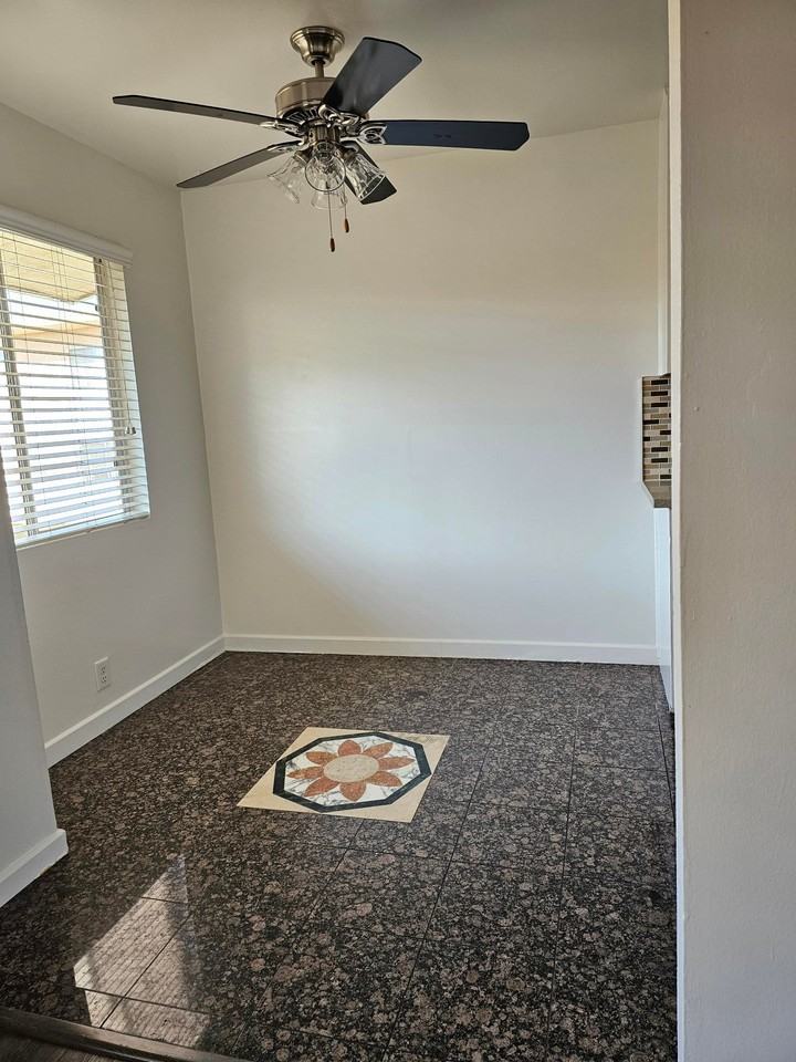 3701 Emerald St #12 - Photo 3 of 23