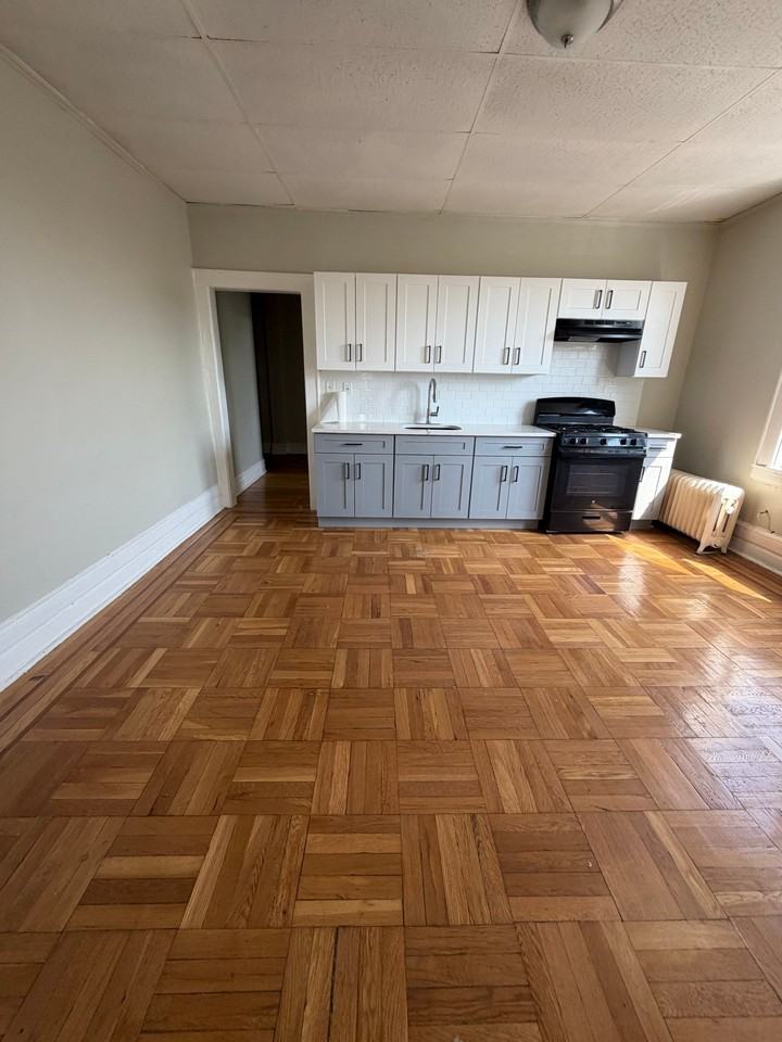 2 Columbia Ave #403 - Photo 5 of 5
