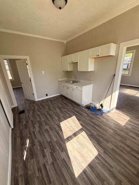 329 Taylor Ave - Photo 4 of 9