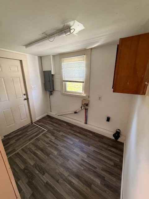 329 Taylor Ave - Photo 7 of 9