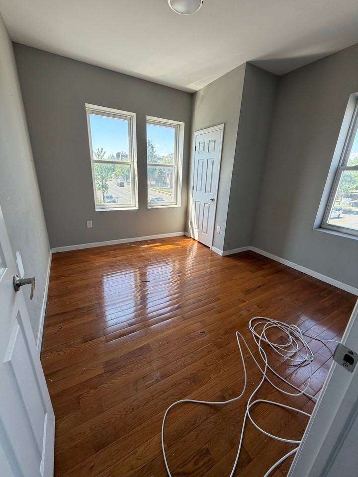 58 Steuben St #7 - Photo 3 of 7