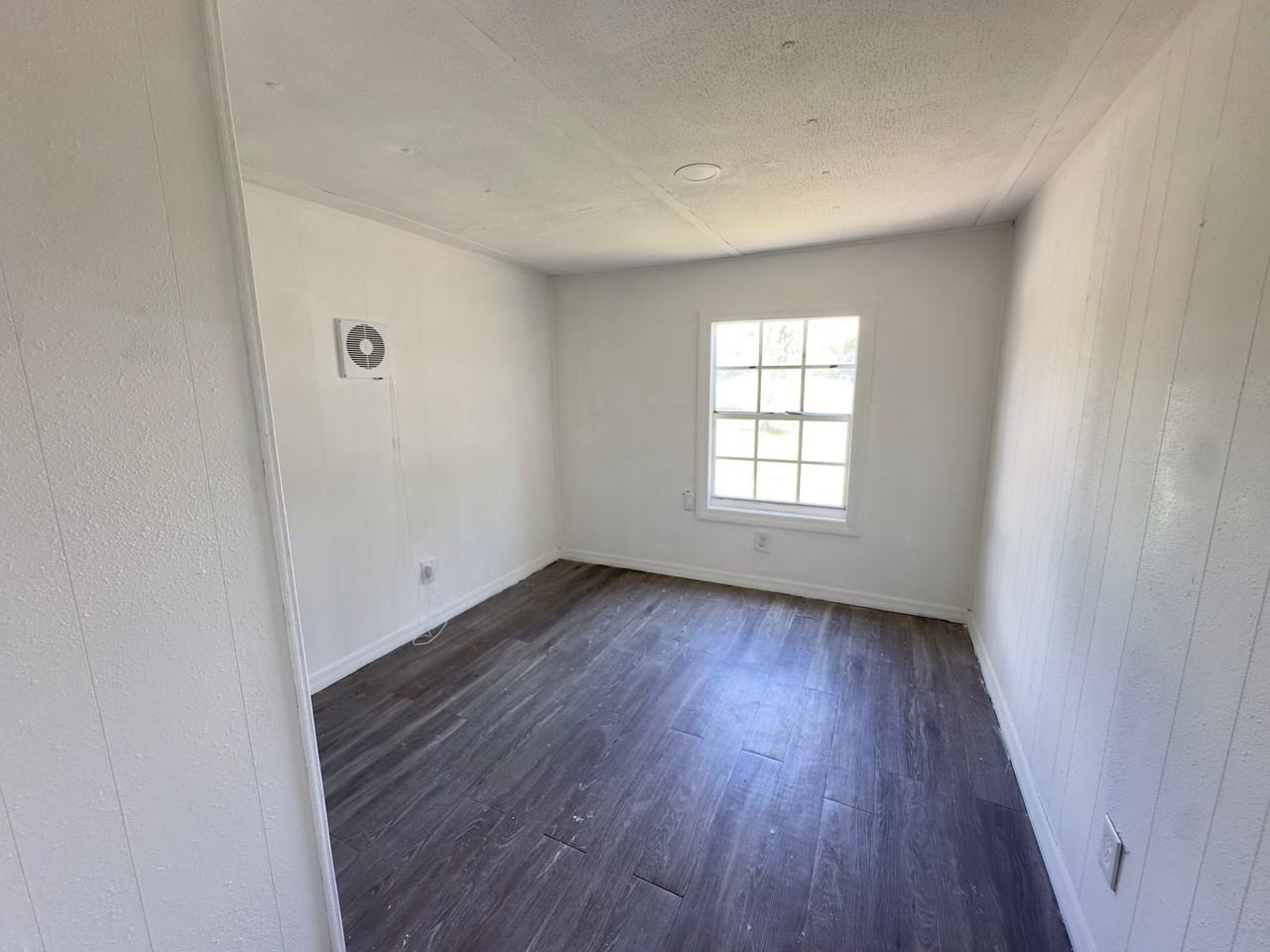 1491 N 15th St #0 - Photo 5 of 10