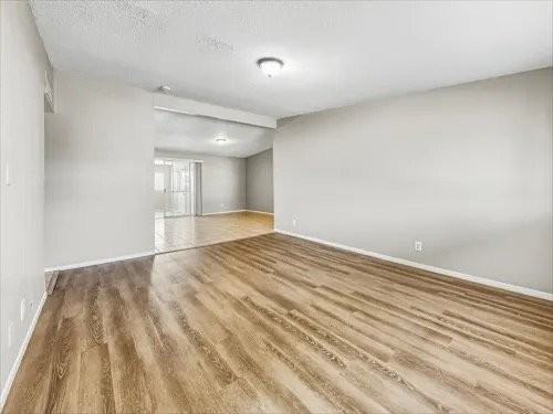 8831 W Northview Ave - Photo 3 of 16