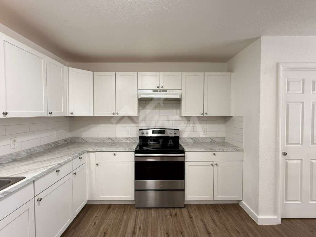 6407 Greencastle St - Photo 7 of 20