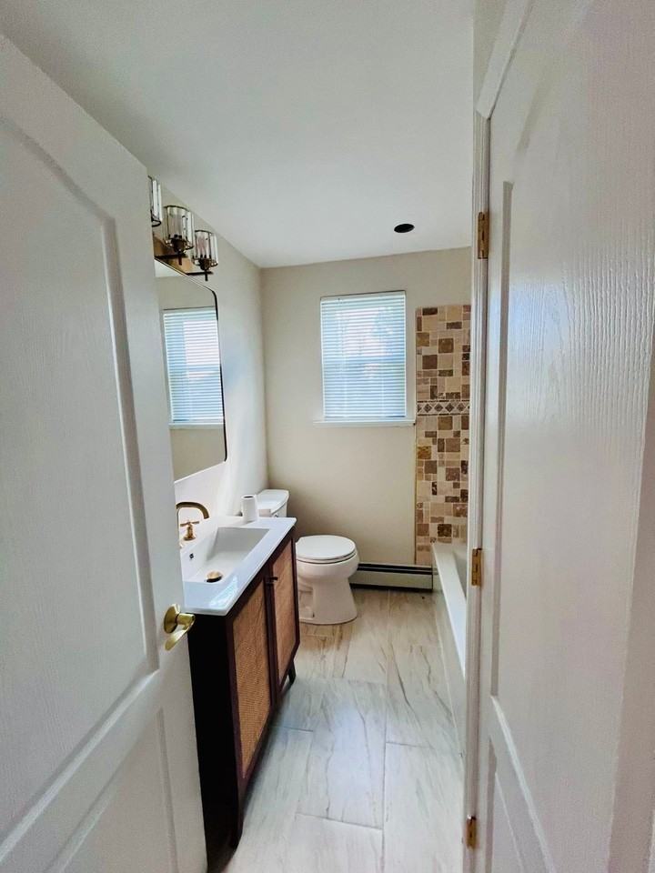 340 Maple St #A - Photo 6 of 11