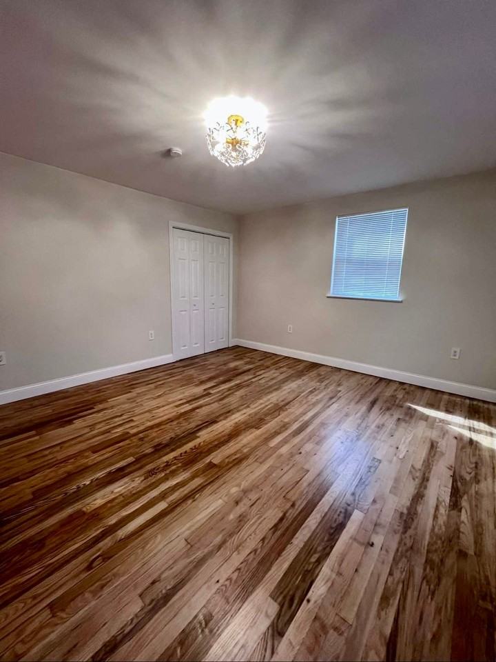 340 Maple St #A - Photo 7 of 11