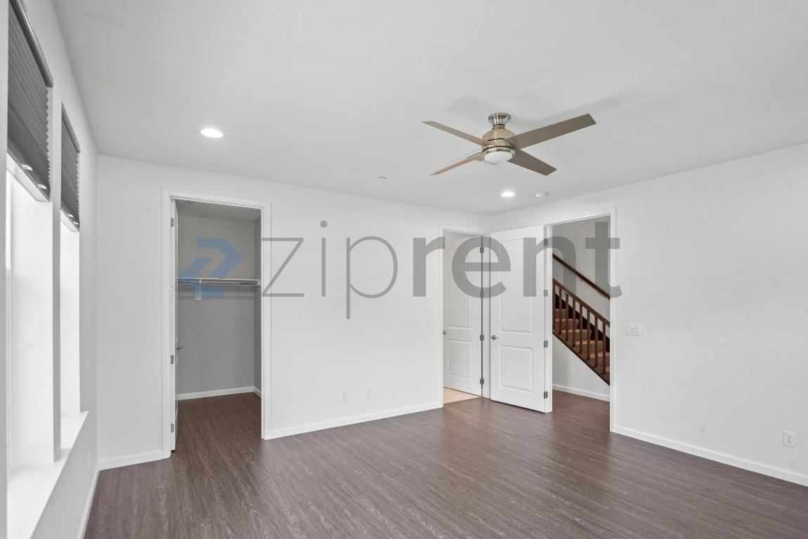 4271 Sunset View Dr - Photo 7 of 35
