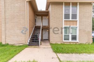 featured image of 2906 Sweeney Ln #D