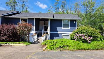 featured image of 1934 Lincoln Ave Se #203