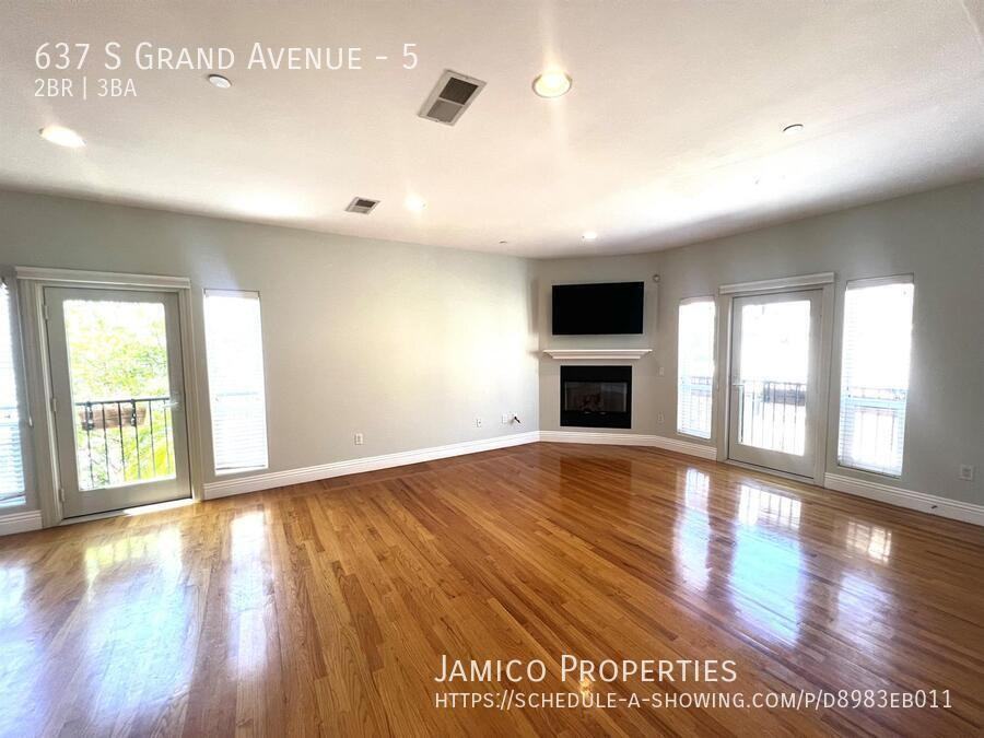 637 S Grand Ave #5 - Photo 5 of 13