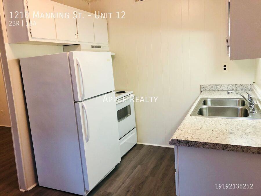 1210 Manning St #12 - Photo 3 of 8