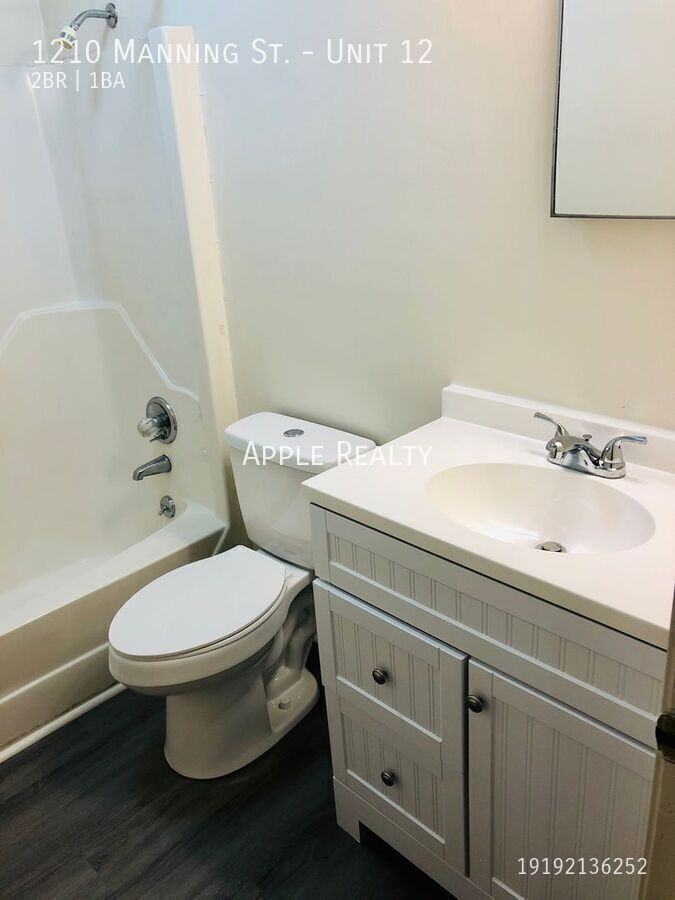 1210 Manning St #12 - Photo 6 of 8
