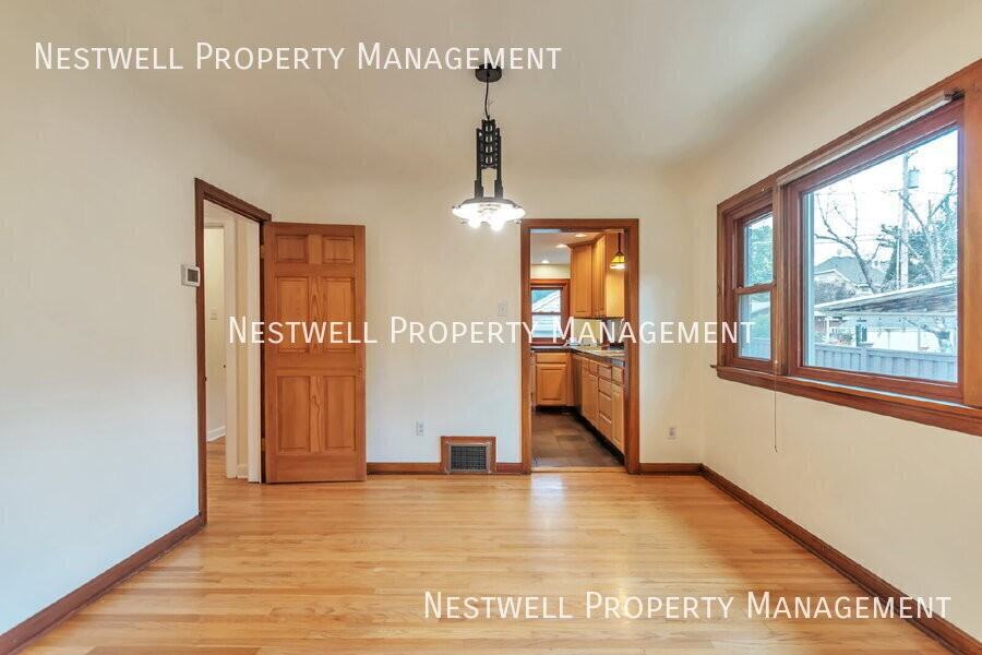 2681 S Chadwick St - Photo 5 of 31