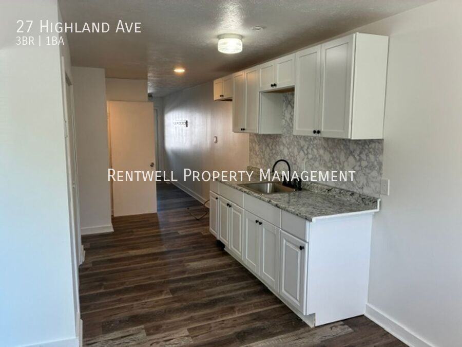 27 Highland Ave - Photo 4 of 14