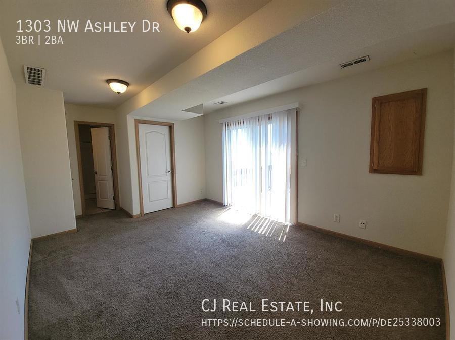 1303 Nw Ashley Dr - Photo 7 of 10