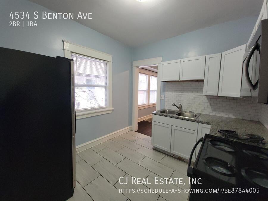 4534 S Benton Ave - Photo 5 of 9