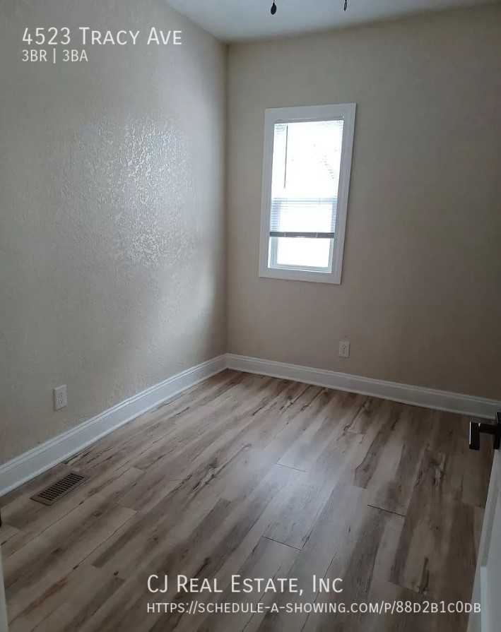 4523 Tracy Ave - Photo 7 of 8