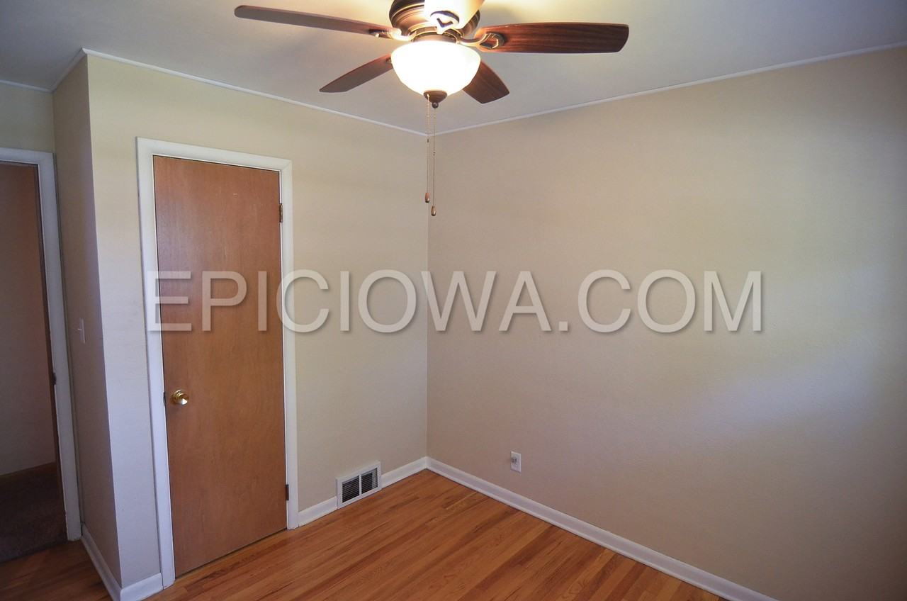 3040 3rd Ave #1 - Photo 5 of 10