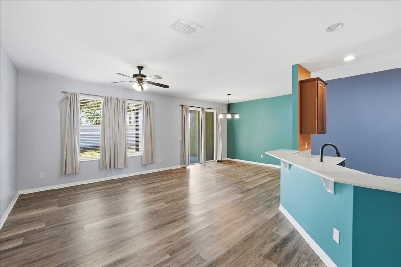 5427 Leighton Ln - Photo 4 of 14