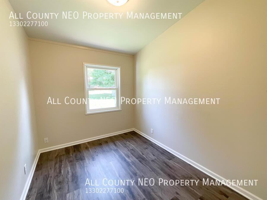 2470 Center Ave - Photo 6 of 20