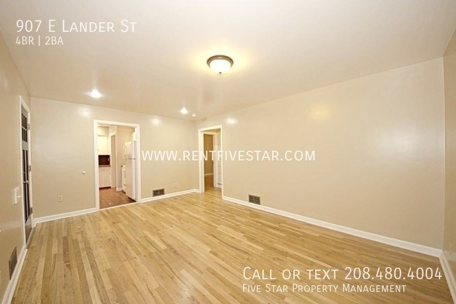 907 E Lander St - Photo 4 of 18