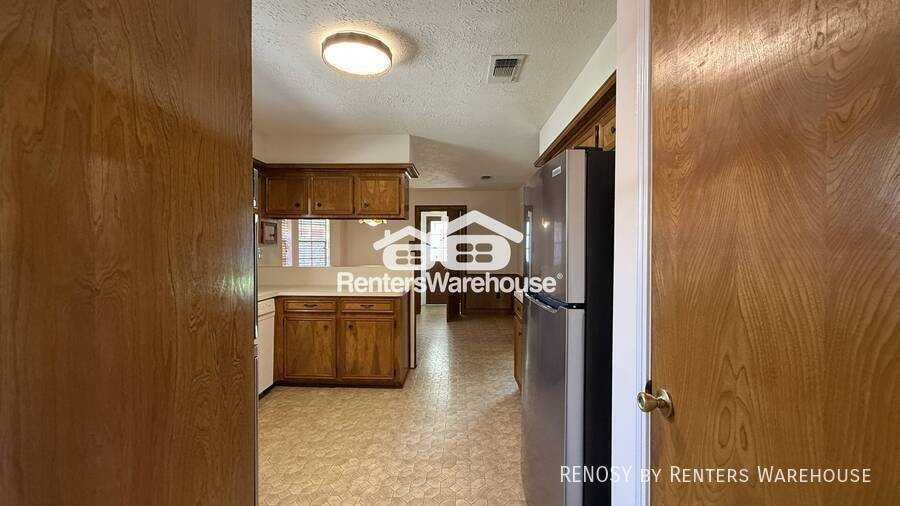 6223 Denmark Dr - Photo 6 of 50
