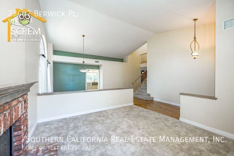 23407 Berwick Pl - Photo 5 of 33