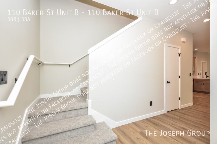 110 Baker St Unit B - Photo 2 of 23
