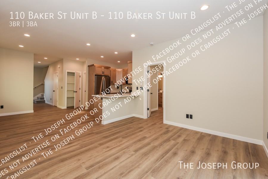 110 Baker St Unit B - Photo 4 of 23