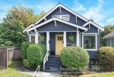 4422 Latona Ave Ne #UPPER - Photo 1 of 1