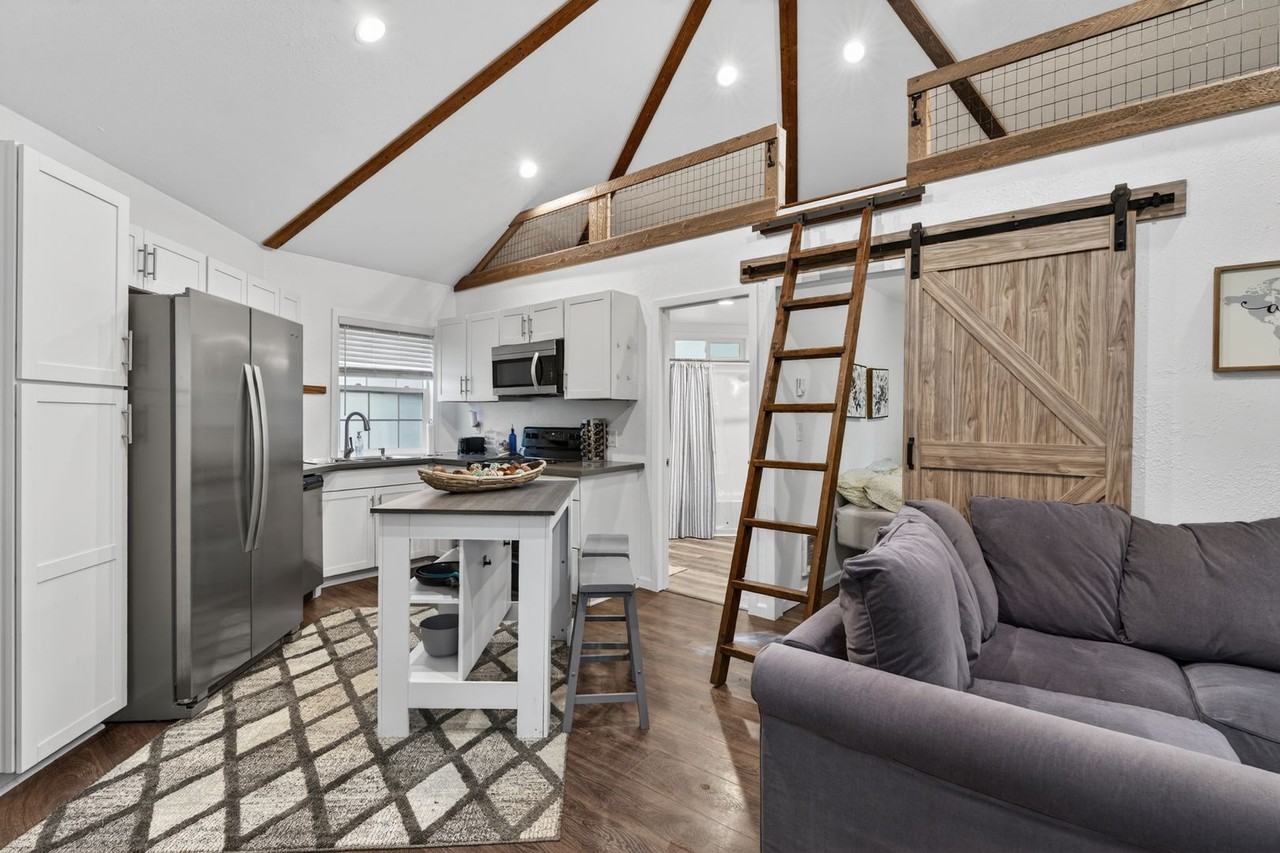 9524 131st St Nw - Photo 2 of 7