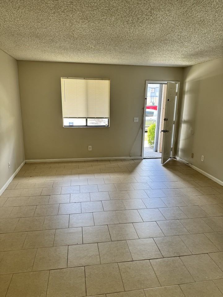 5147 Westchase Ct #1 - Photo 2 of 6
