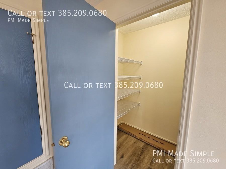 1465 S 70 E - Photo 5 of 24