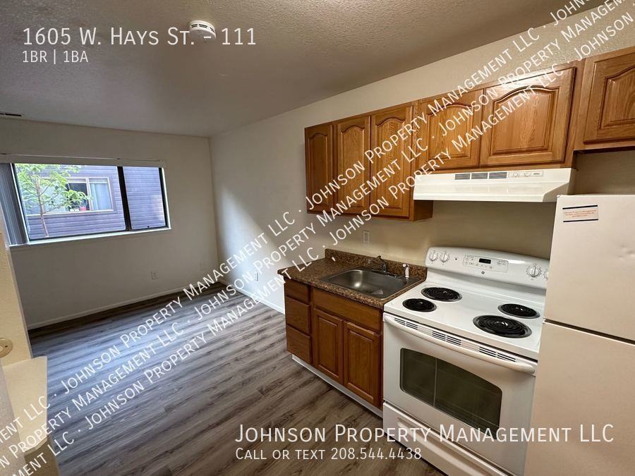 1605 W Hays St #111 - Photo 4 of 13