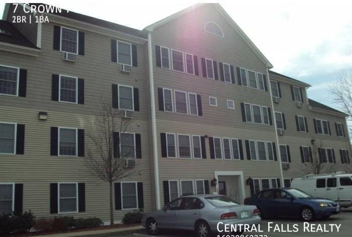 7 Crown Point Dr #13