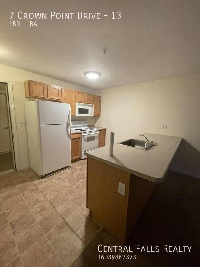 7 Crown Point Dr #13 - Photo 2 of 7