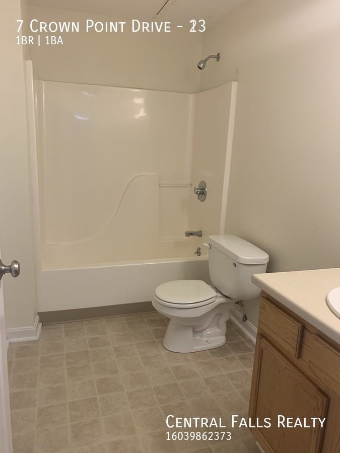 7 Crown Point Dr #13 - Photo 6 of 7