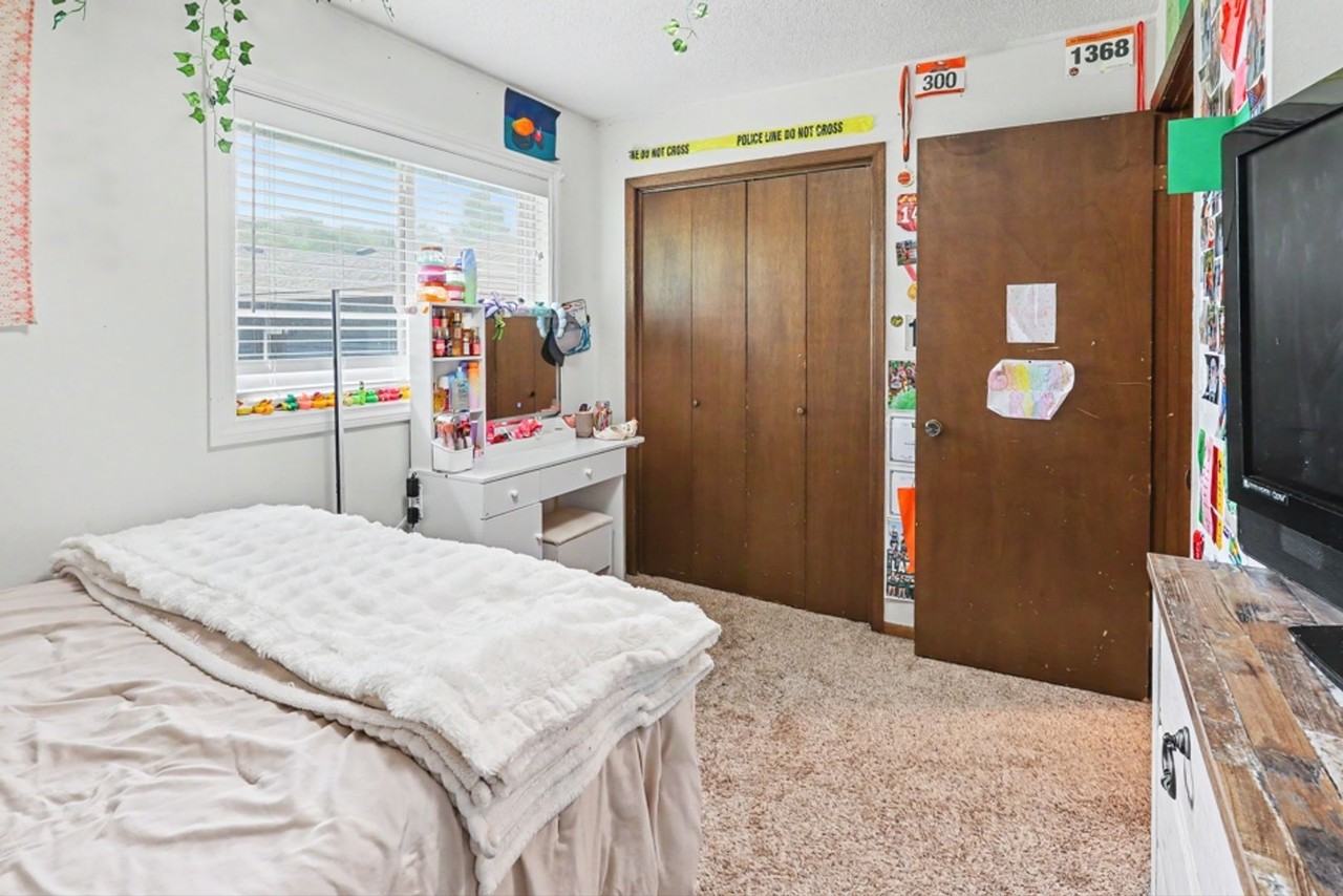 70 Brook Cir - Photo 7 of 17