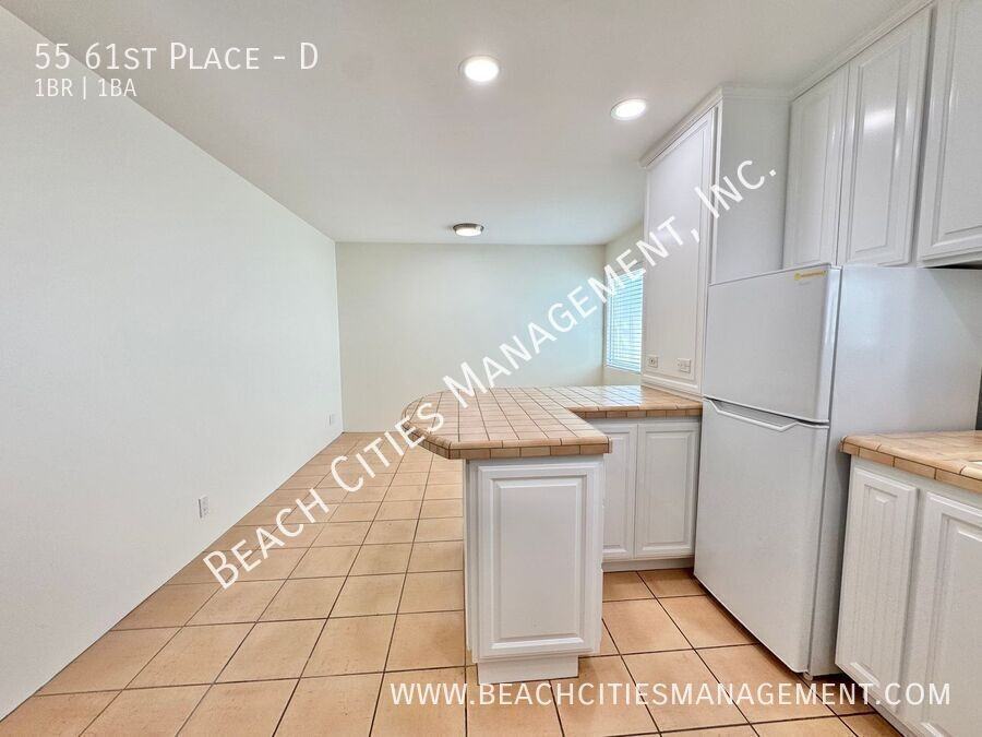 55 61st Pl #D - Photo 7 of 22