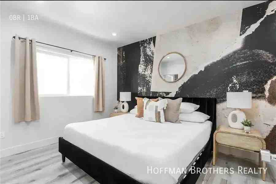 218 N Coronado St #216-1-2 - Photo 3 of 11