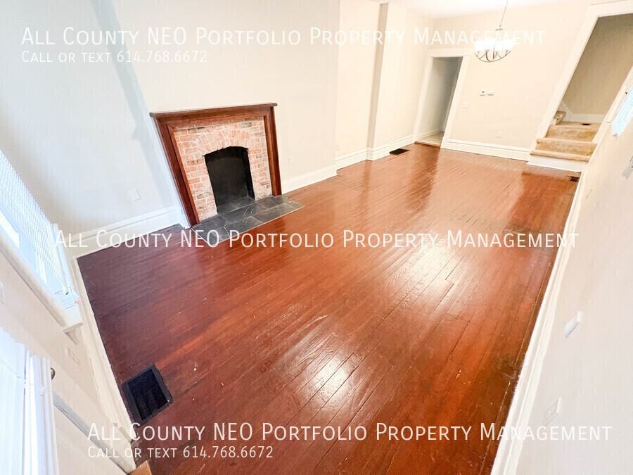 908 Ellsworth Ave - Photo 3 of 24