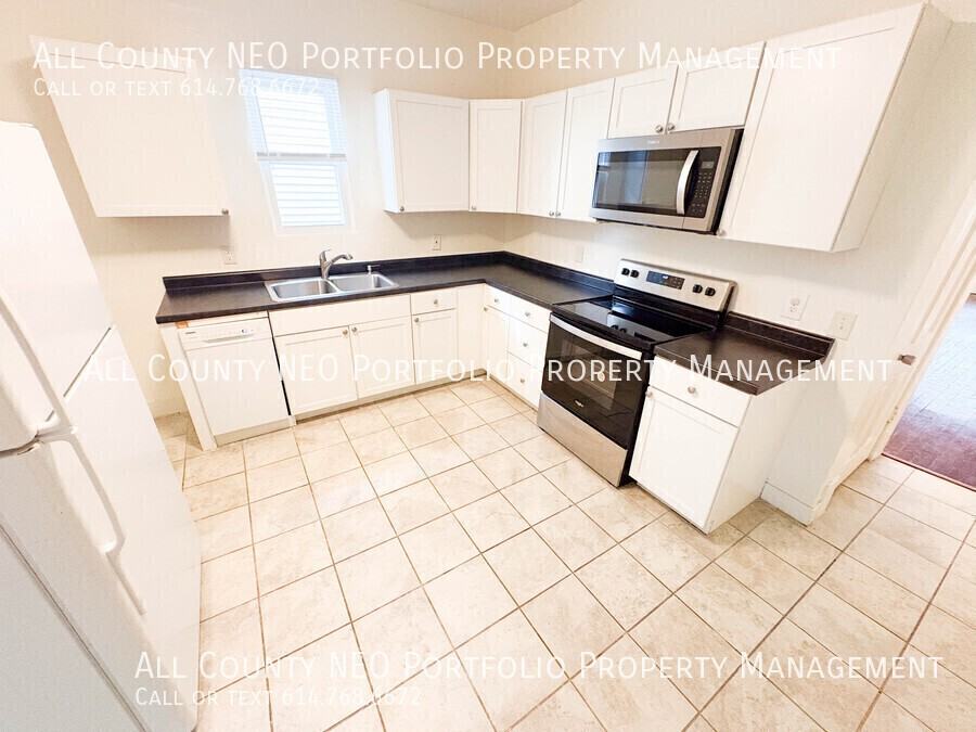908 Ellsworth Ave - Photo 6 of 24