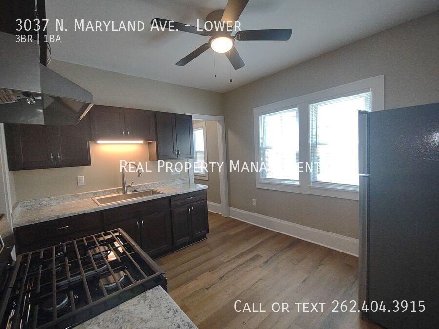 3037 N Maryland Ave - Photo 7 of 17